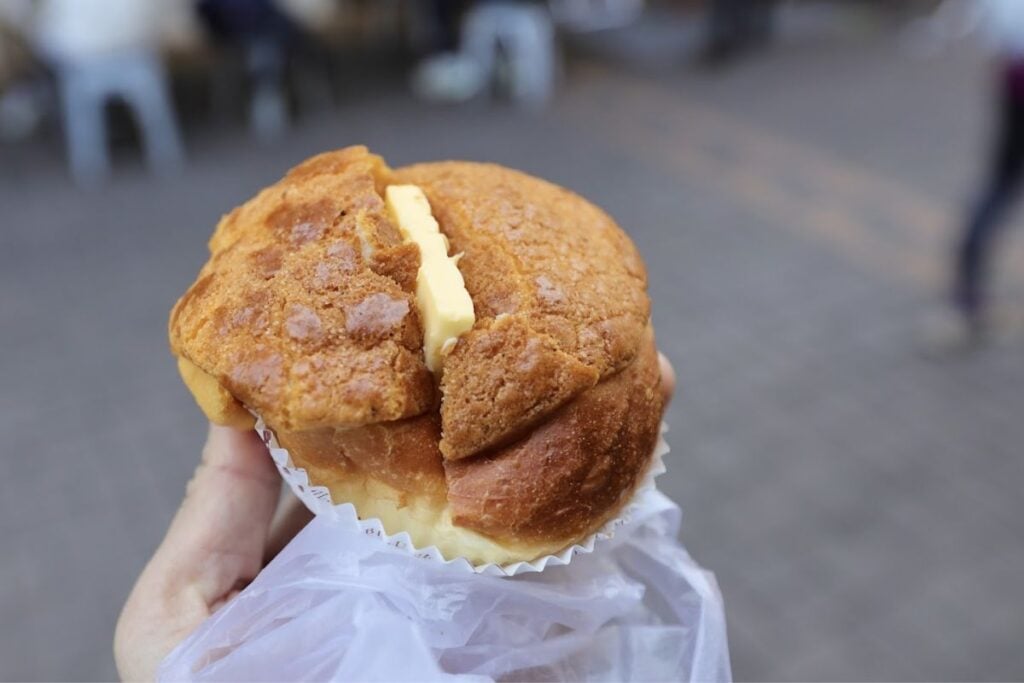 best cheap eats in hong kong Sai Kung Cafe & Bakery