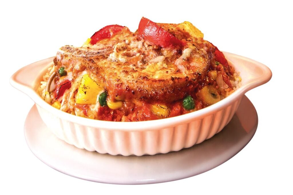 8 essential restaurants to visit for your first time in Hong Kong 3 essential restaurants to visit Hong Kong first time Café de Coral