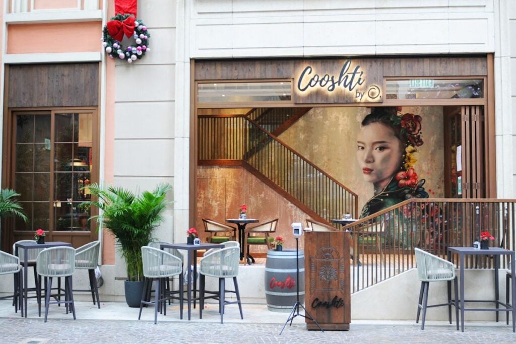 outdoor restaurants Hong Kong al fresco dining Cooshti