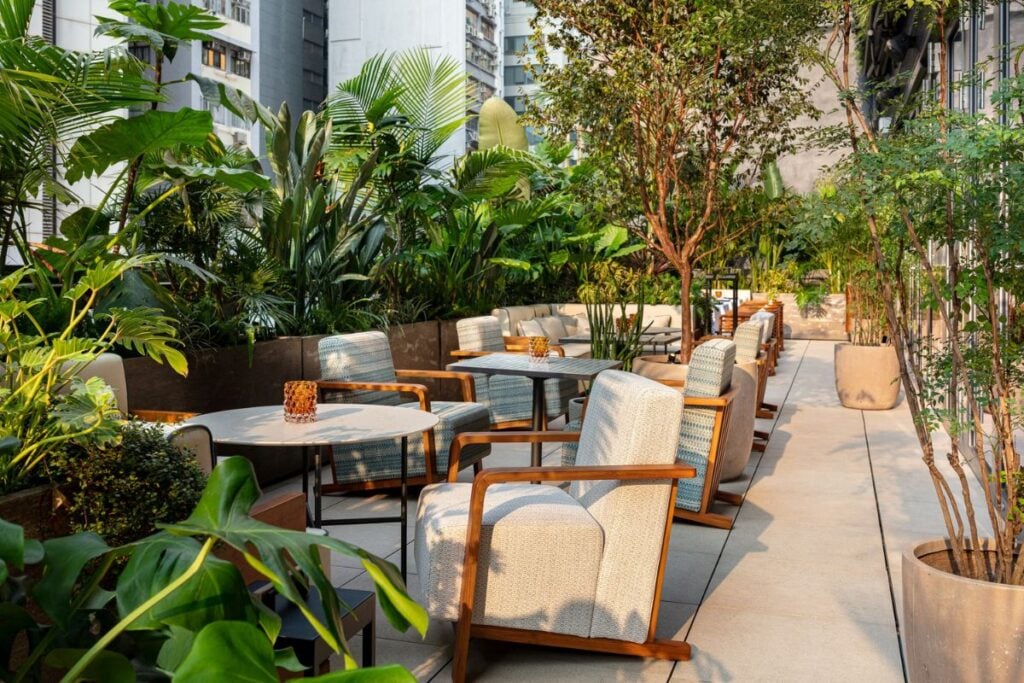outdoor restaurants Hong Kong al fresco dining Zoku