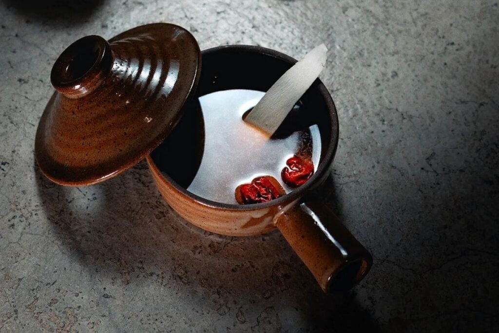 The 32 best bars in Hong Kong to visit in 2026, from dive bars to fine mixology 31 best bars to visit Hong Kong 2026