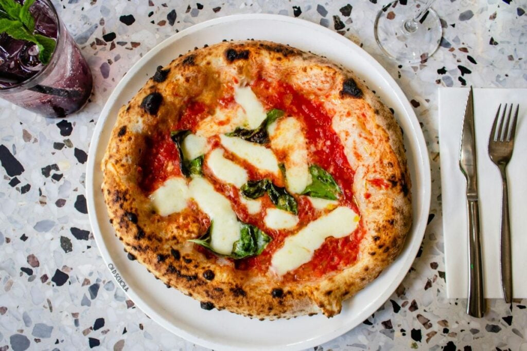 types of pizza found worldwide Neapolitan pizza a